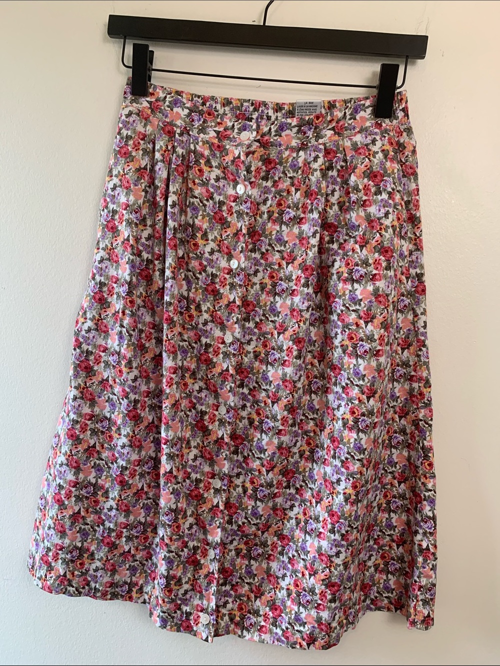 Kari Vintage Floral Button Up Midi Skirt w Back Elastic Waist, Pockets
